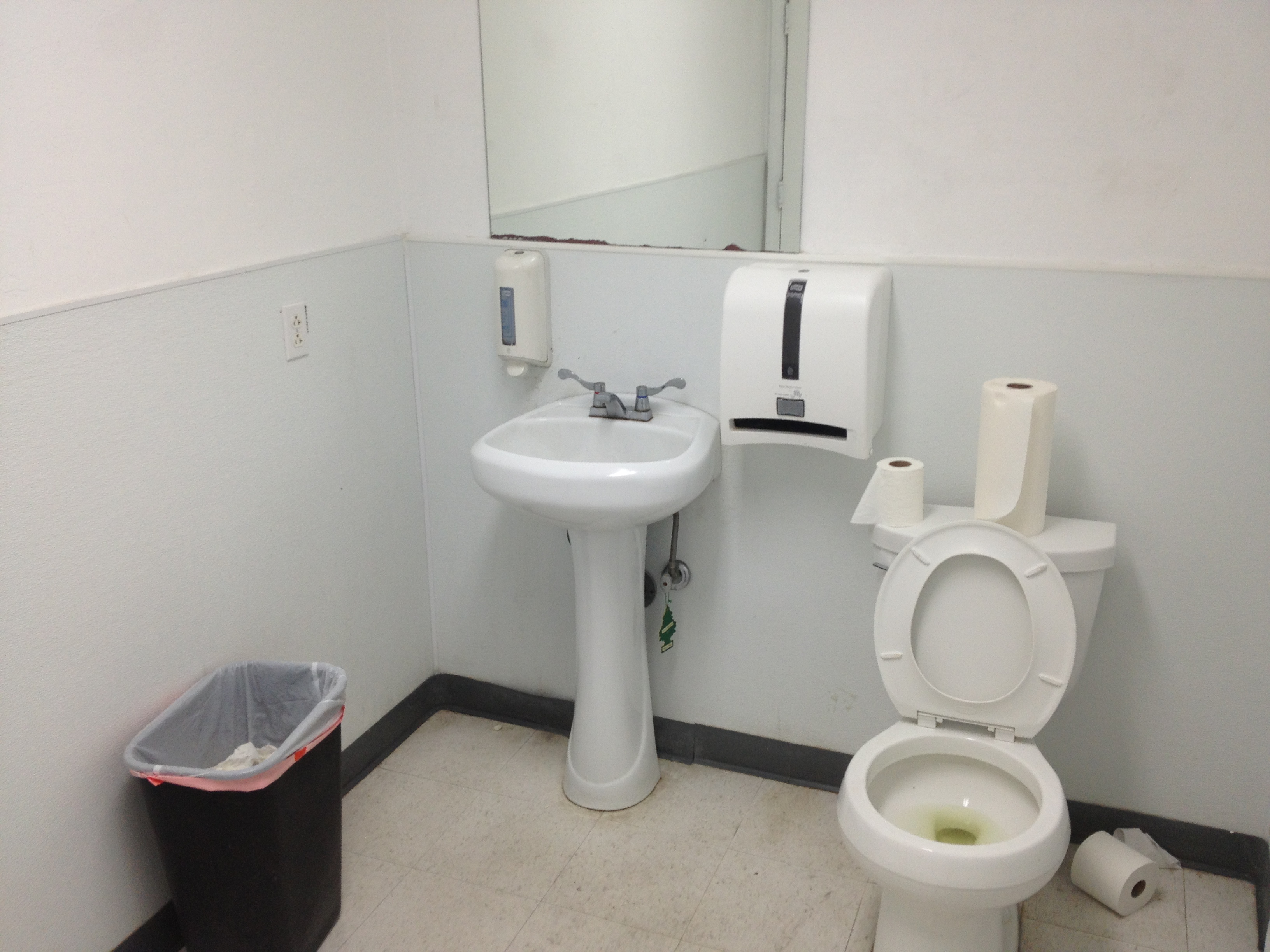 Are There Cameras In Gas Station Bathrooms At Jonathan Landseer Blog Are There Cameras In Gas Station Bathrooms At Jonathan Landseer Blog