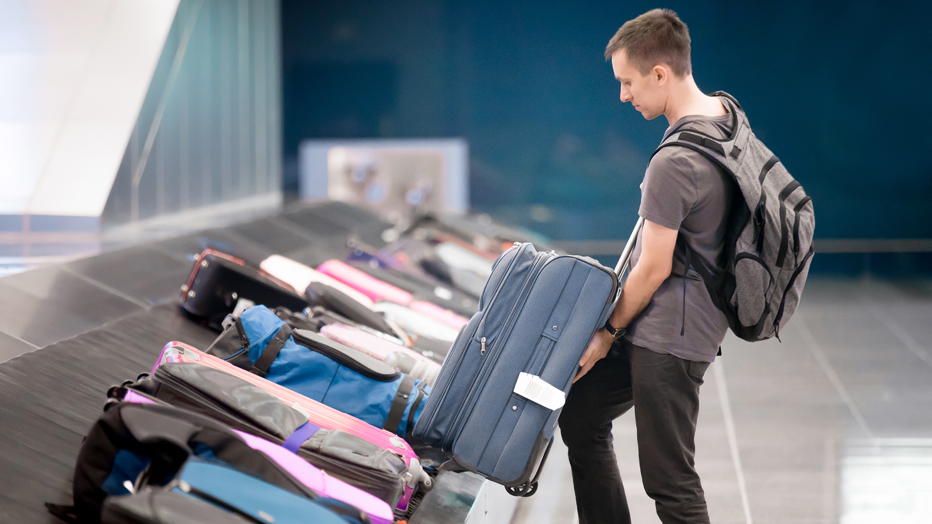 stole luggage