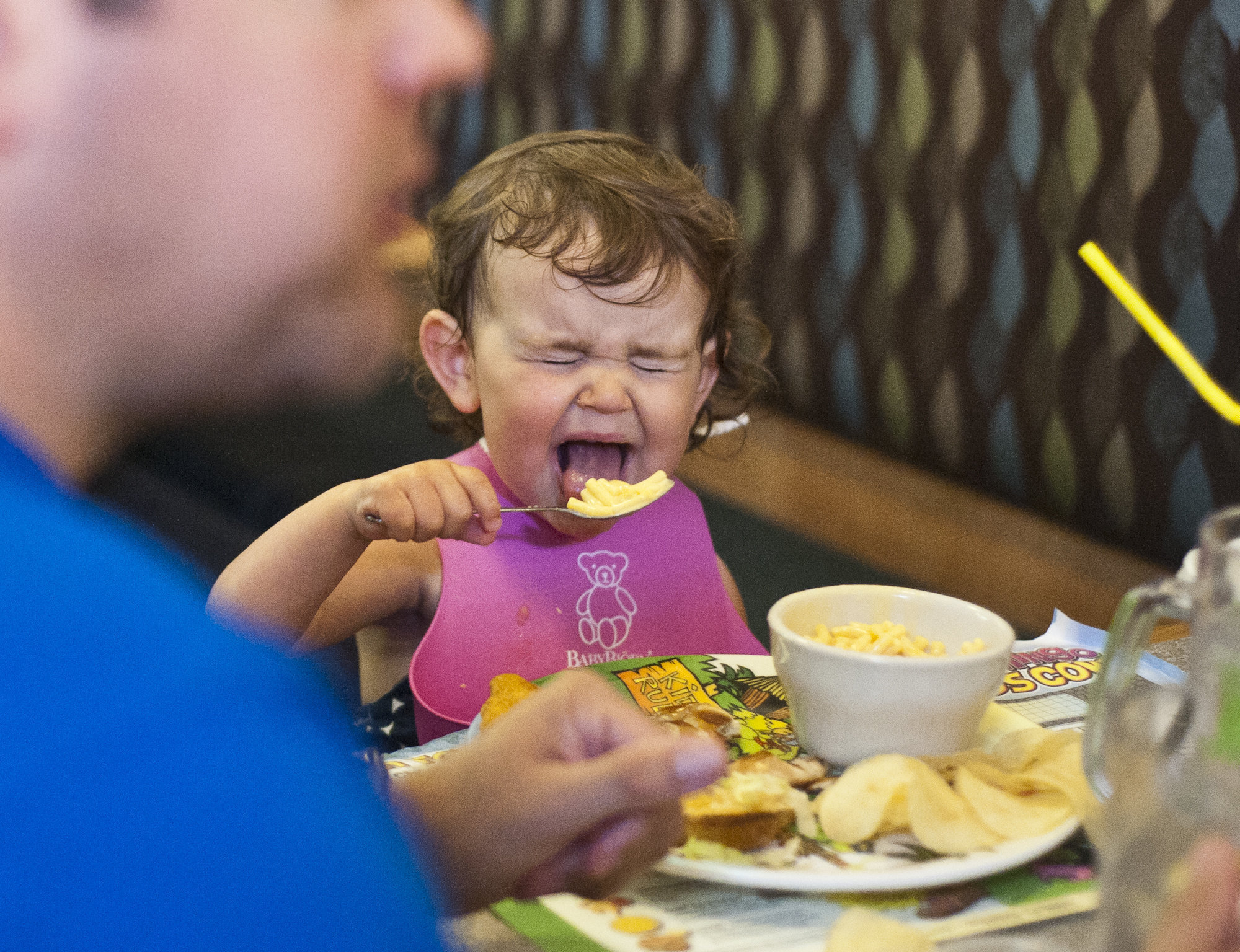 Children in restaurants